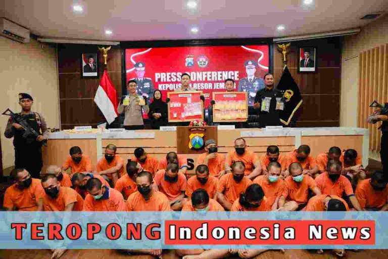 20250514_001703_copy_1280x853