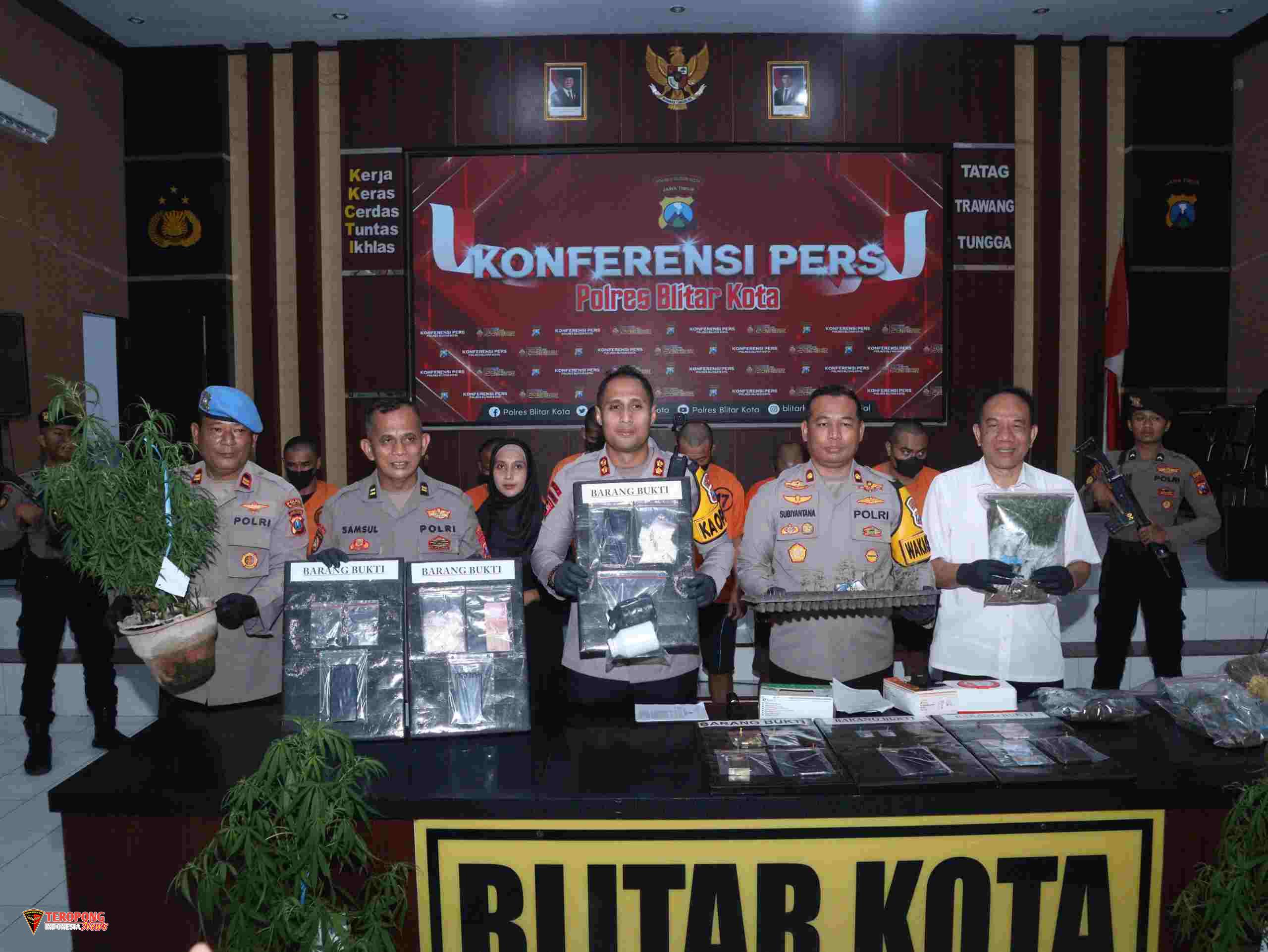 IMG-20250911-WA0223_copy_2560x1921